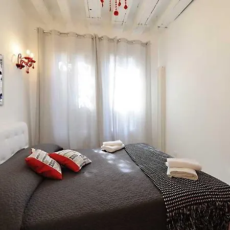 D.o Glam Hotel *